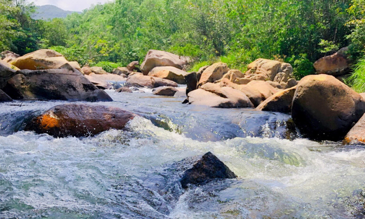 Đi tắm suối ở Đập Hàn, nam sinh lớp 11 chết đuối