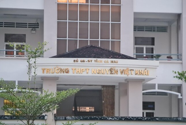 Vụ nam sinh lớp 11 ở Cà Mau bị chém gần cổng trường: Nạn nhân nói gì?