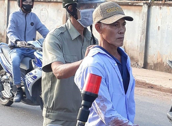 Vụ đâm chết người rồi chờ công an bắt ở Bình Dương: Nhân chứng nói gì?