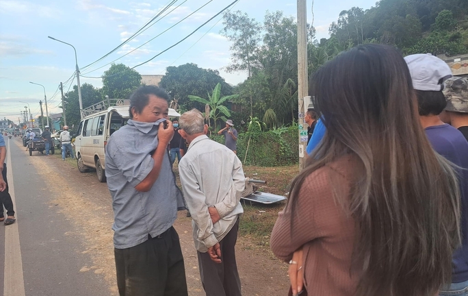 Tá hỏa phát hiện thi thể người đàn ông treo cổ trên núi Trà Võ