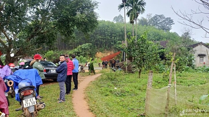 Phát hiện thi thể người mẹ 18 tuổi và con trai mới sinh dưới giếng ngày cận Tết