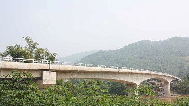 Tìm thấy thi thể thanh niên nhảy cầu tự tử chiều 29 Tết ở Yên Bái