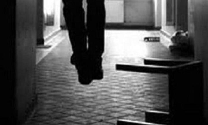 Vụ trưởng công an phường chết trong tư thế treo cổ: Nạn nhân để lại sổ tiết kiệm