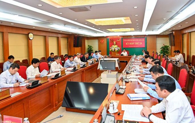 UBKT Trung ương đề nghị Bộ Chính trị, Ban Bí thư kỷ luật nhiều cán bộ Lào Cai, Lâm Đồng