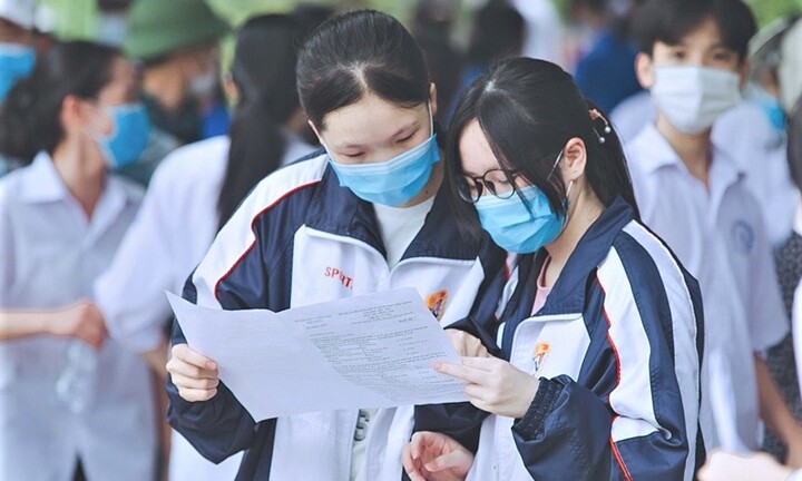 Vì sao thí sinh trường chuyên gần 28 điểm nhưng