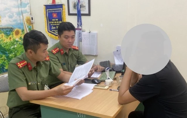 Tin thời sự nóng mới nhất ngày 30/10: Người đàn ông bị phạt 7,5 triệu đồng vì chia sẻ thông tin sai sự thật lên Facebook