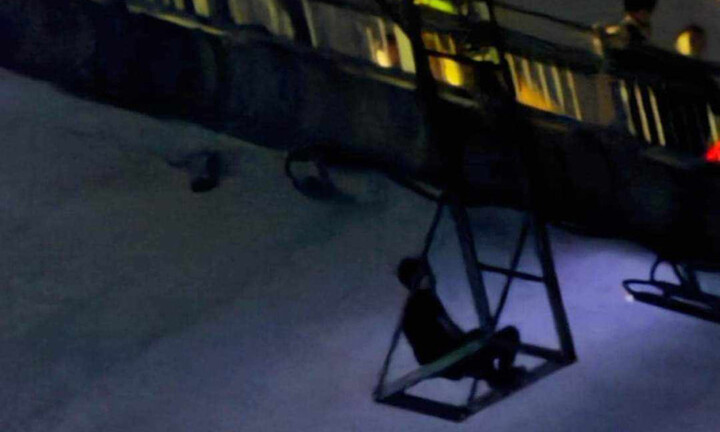 Người đàn ông gào khóc suốt 3 giờ trên cầu Bãi Cháy rồi nhảy xuống biển lúc nửa đêm