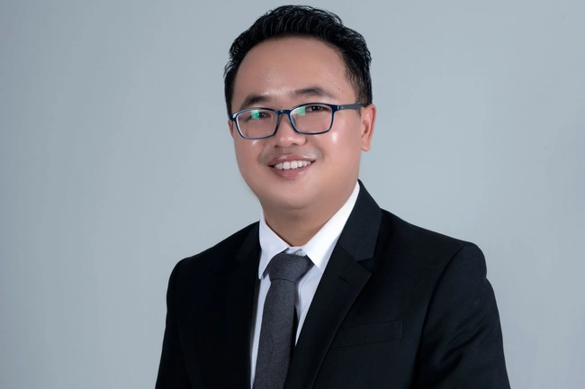 Chân dung tân Phó giáo sư 8X sở hữu hồ sơ 