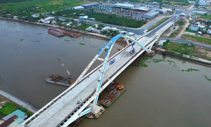 Tin thời sự nóng mới nhất ngày 31/12: Thông xe kỹ thuật cầu 800 tỷ ở Cần Thơ