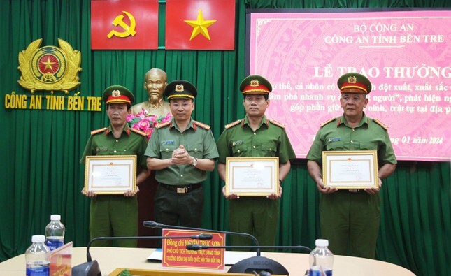 Vụ cô gái bị sát hại, phi tang xác trên sông Hàm Luông: Diễn biến nóng