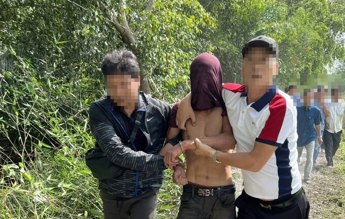 Vụ nữ nhân viên quán cà phê bị sát hại: Nghi phạm ẩn mình dưới mương nước để qua mặt chó nghiệp vụ