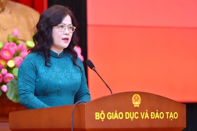 Nữ Thứ trưởng duy nhất của Bộ GD&ĐT vừa được bổ nhiệm phụ trách các lĩnh vực nào?