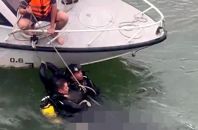 Tìm thấy thi thể nam sinh viên sư phạm trên sông Hương