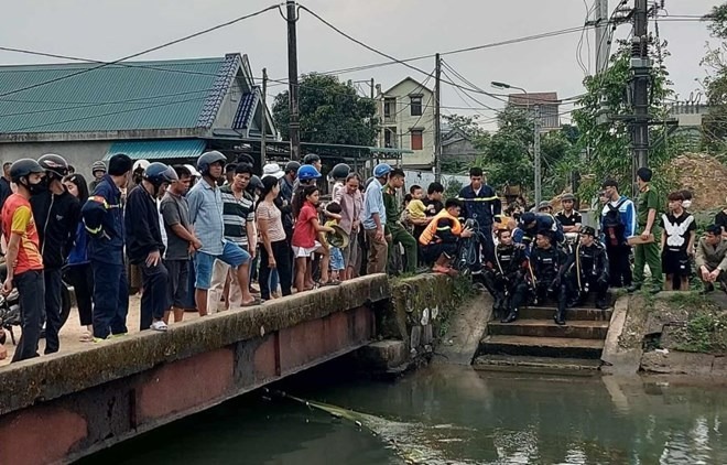 Tìm kiếm nam sinh lớp 9 nghi bị đuối nước, mất tích ở Quảng Trị