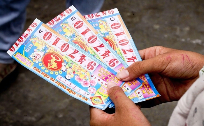 Người đàn ông sưu tầm 300.000 vé số độc lạ