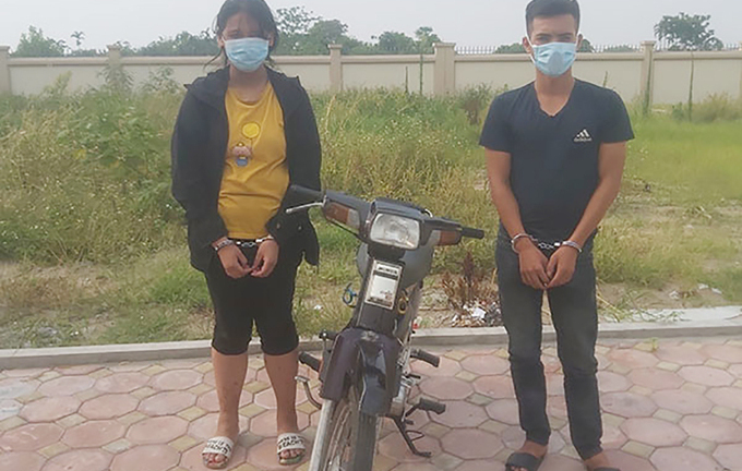 Thiếu nữ 16 tuổi cùng tình nhân vật ngã tài xế xe ôm, cướp xe ở Hà Nội
