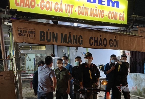 Vụ nữ chủ quán cháo vịt chết trên giường, đầu có vết thương: Người dân nói gì?