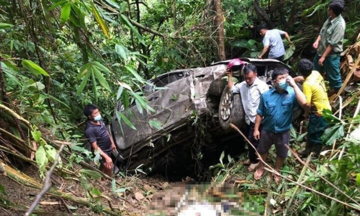 Tin tức tai nạn giao thông ngày 20/7: Ô tô lao xuống vực, giám đốc và phó giám đốc tử vong