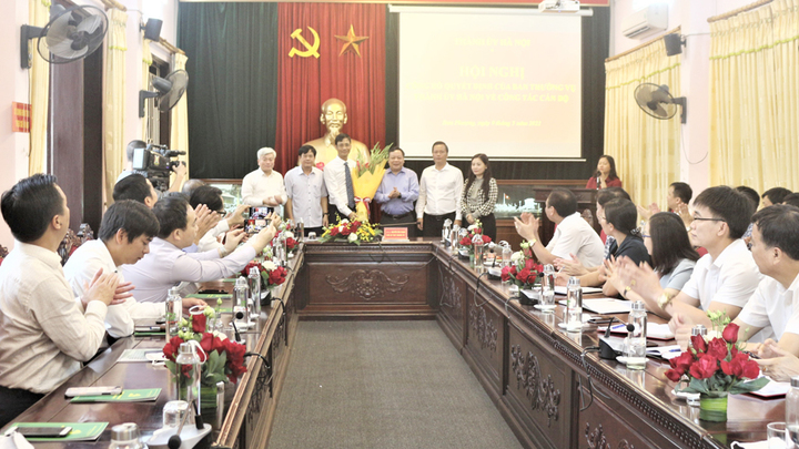 Phó Giám đốc sở TN&MT được giới thiệu làm Chủ tịch UBND huyện Đan Phượng