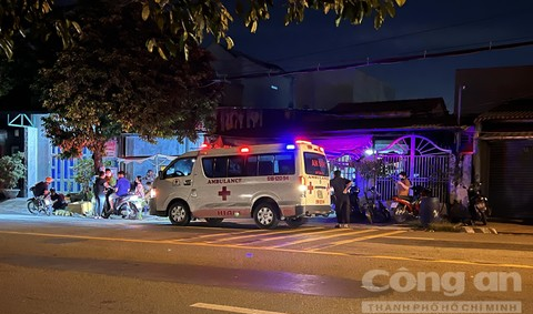 Bàng hoàng phát hiện nam thanh niên chết trong tư thế treo cổ bằng dây thừng