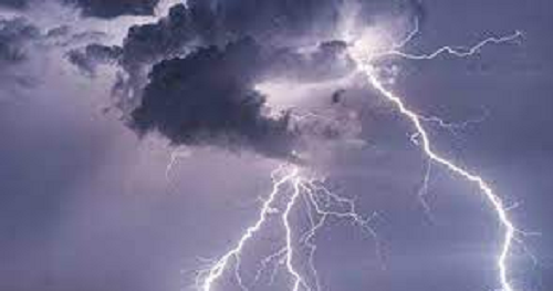 Đang cấy lúa ngoài đồng, một phụ nữ ở Thái Bình bị sét đánh tử vong tại chỗ