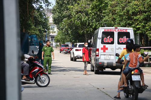 Ám ảnh giây phút đập cửa phát hiện 6 người tử vong trong tiệm cắt tóc