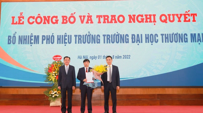 Tân Phó hiệu trưởng Trường Đại học Thương mại là ai?
