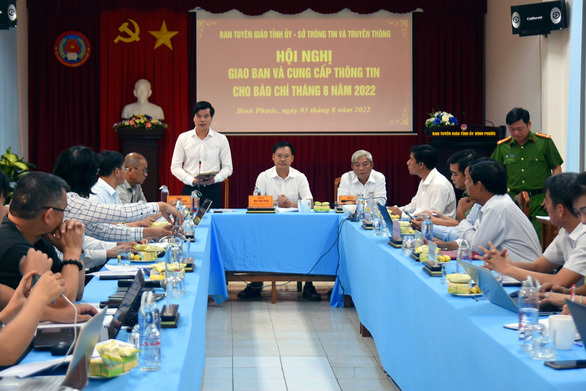 Vụ bé gái 7 tuổi bị mẹ và cha dượng bạo hành: Thông tin mới nhất