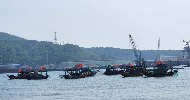 Hải Hà ngày lặng sóng