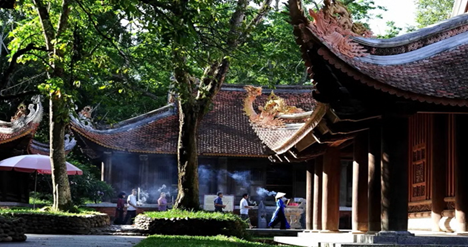 Trầm mặc Lam Kinh…