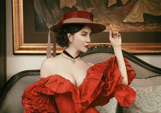 MC Thanh Mai hút mắt với vẻ đẹp trẻ quên tuổi khiến nhiều chị em ghen tỵ