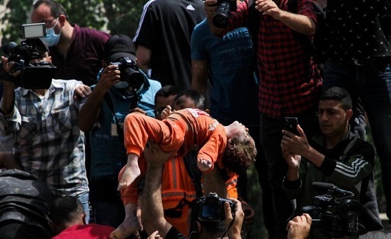 Chùm ảnh Israel lại dội mưa bom vào Gaza, 33 người Palestine thiệt mạng