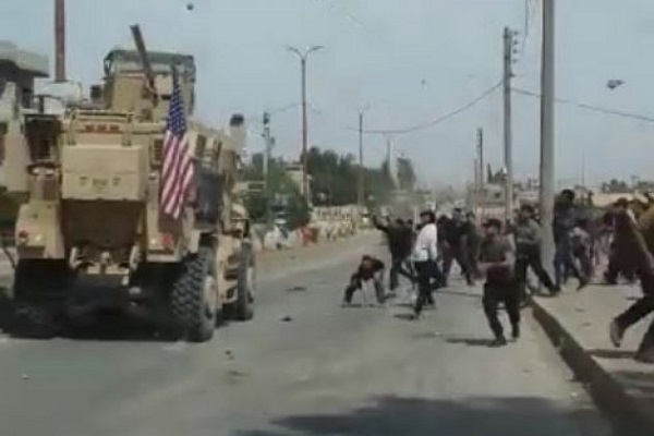 Tình hình chiến sự Syria mới nhất ngày 18/6: Dân thường Syria tấn công quân đội Mỹ