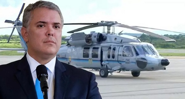 Trực thăng chở Tổng thống Colombia trúng đạn trên không