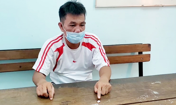 An Giang: Đi mua ma túy đá, người đàn ông bị phạt 2 triệu đồng vì ra ngoài không cần thiết