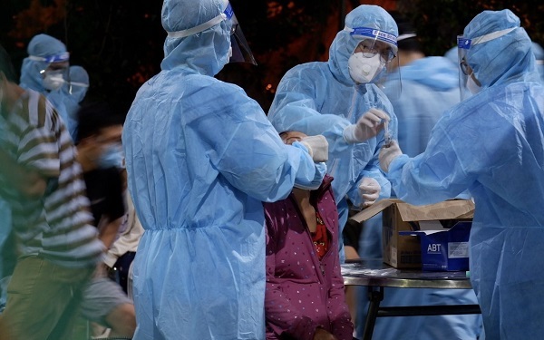 Ngày 3/9, Việt Nam ghi nhận thêm 14.922 ca nhiễm COVID-19, riêng TP.HCM hơn 8.400 ca