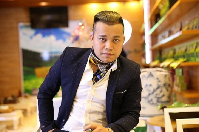 Đạo diễn Nguyễn Love: 