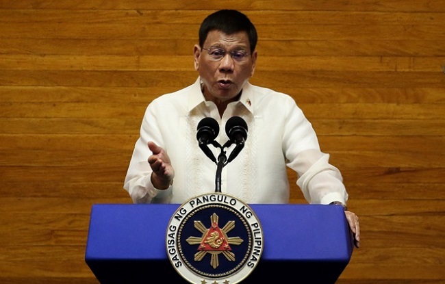 Tổng thống Philippines lệnh bắt người không tiêm vaccine ngừa COVID-19 tự ý ra khỏi nhà