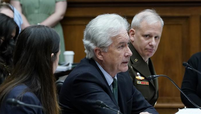 Giám đốc CIA nhiễm COVID-19, từng tham dự cuộc họp với Tổng thống Biden