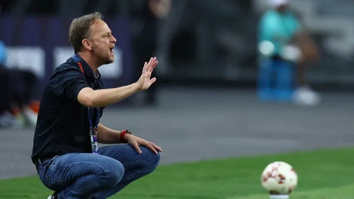 HLV U23 Thái Lan đánh giá U23 Việt Nam yếu hơn U23 Indonesia