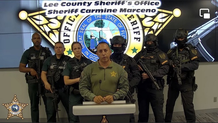 Mỹ: Cậu bé 10 tuổi bị bắt vì viết thư đe dọa xả súng hàng loạt