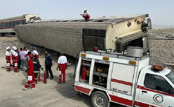 Tàu hỏa trật bánh ở Iran: Ít nhất 13 người chết, hàng chục người bị thương