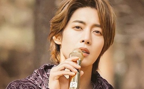 Kim Hyun Joong (Vườn Sao Băng) sắp lên chức bố cùng mối tình đầu