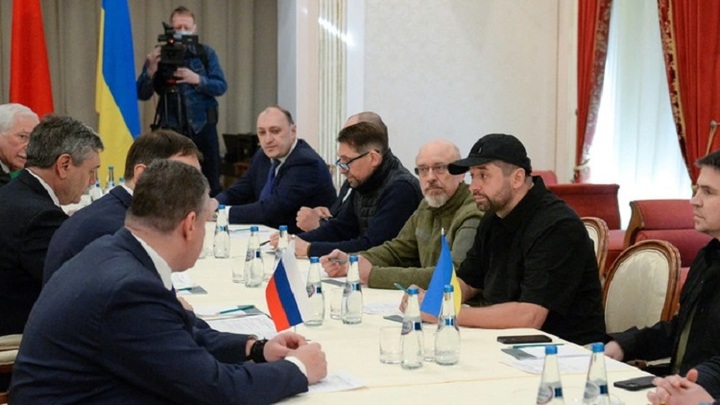 Trợ lý Tổng thống Ukraine: Đàm phán với Nga đồng nghĩa chấp nhận thất bại