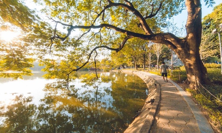 Tin tức dự báo thời tiết hôm nay 15/9: Hà Nội ngày nắng, Trung Bộ và Nam Bộ mưa vài nơi