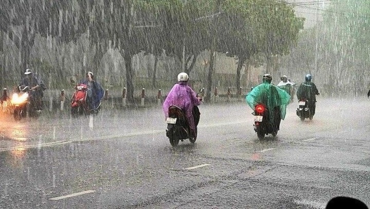 Tin tức dự báo thời tiết hôm nay 2/10: Hà Nội có nơi mưa to