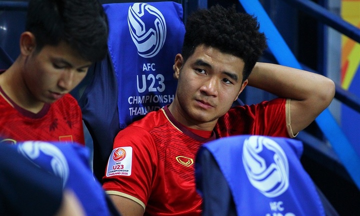 HLV Park Hang-seo rút gọn danh sách tuyển Việt Nam, gạch tên Hà Đức Chinh