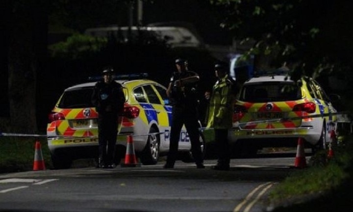 Anh: Xả súng chết người đêm Giáng sinh