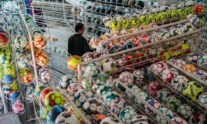 Thành phố Sialkot: Nơi sản xuất hơn 70% sản lượng bóng đá thế giới