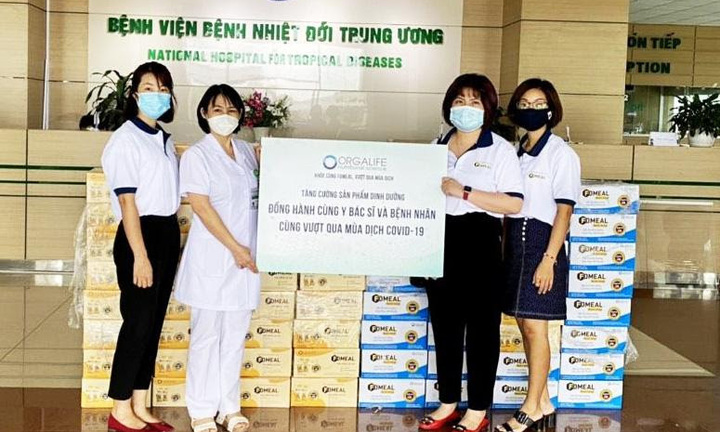 Orgalife trao tặng hơn 1 tỷ đồng sản phẩm dinh dưỡng để tiếp sức cho bệnh nhân và cán bộ y tế tuyến đầu chống dịch Covid-19